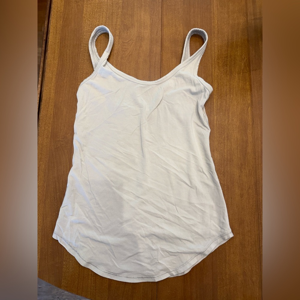 Light grey Lululemon scoop back tank